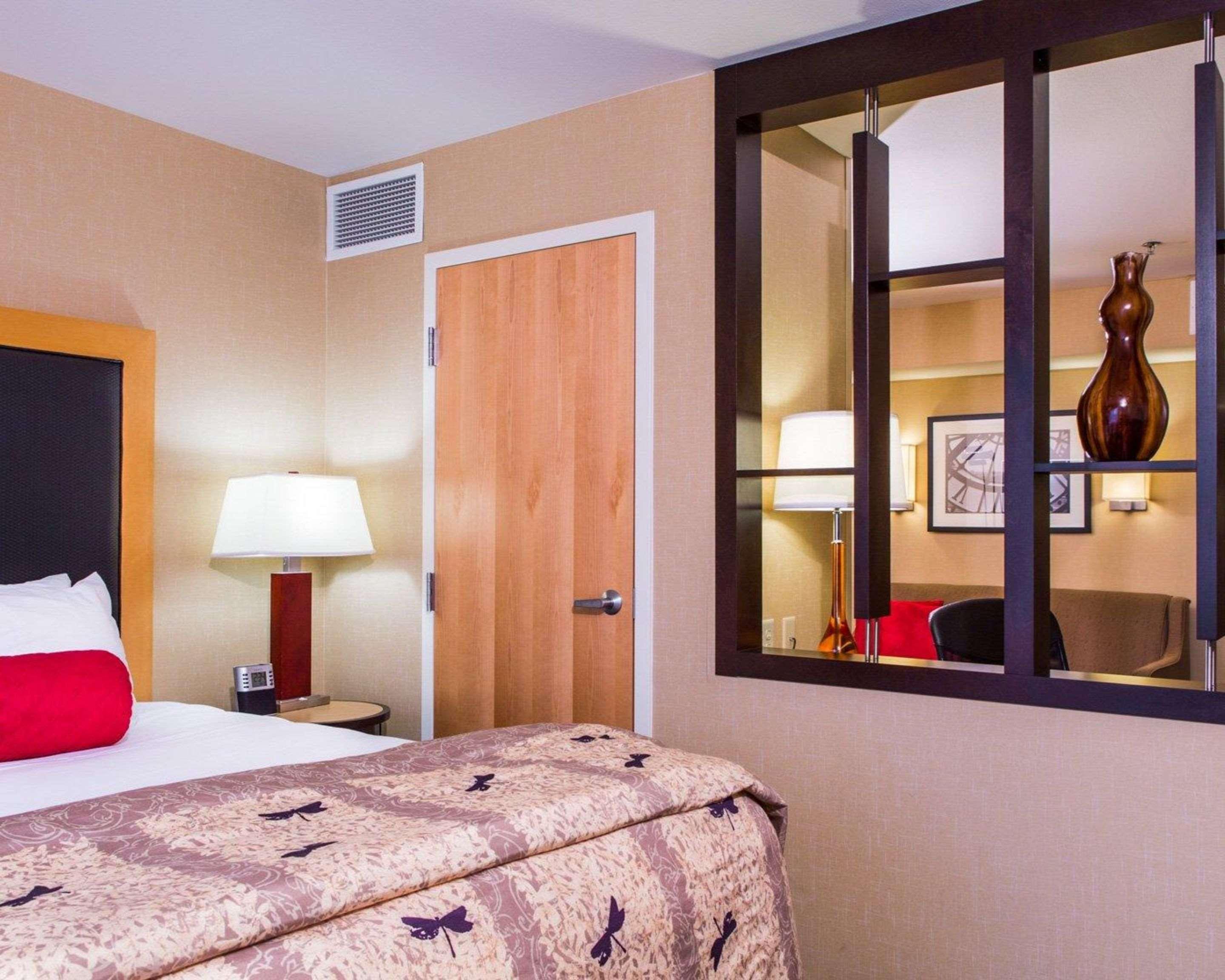 Cambria Hotel Appleton Exterior photo