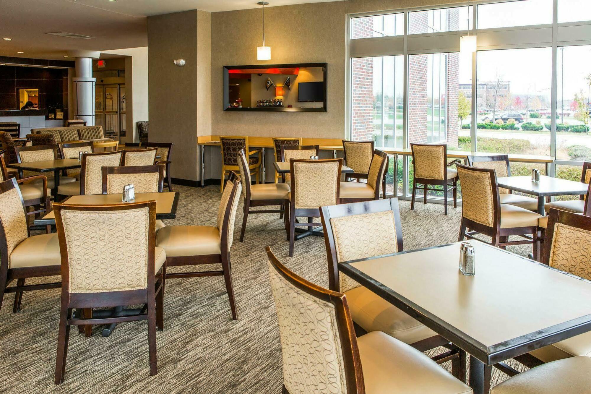 Cambria Hotel Appleton Exterior photo